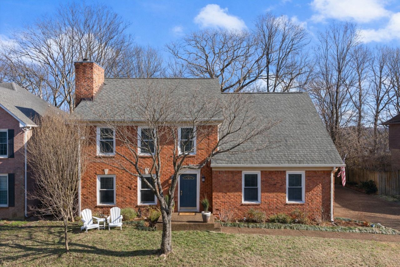 6652 Autumnwood Dr, Nashville, TN 37221 Main Photo