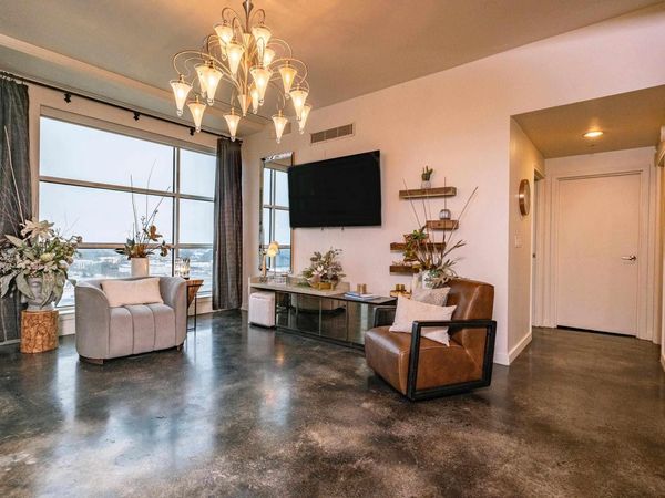 521 President Clinton Avenue, Little Rock, AR 72202