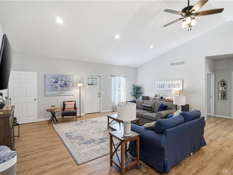 1348 Wagner Drive, Perry Township, OH 45118 Photo 7