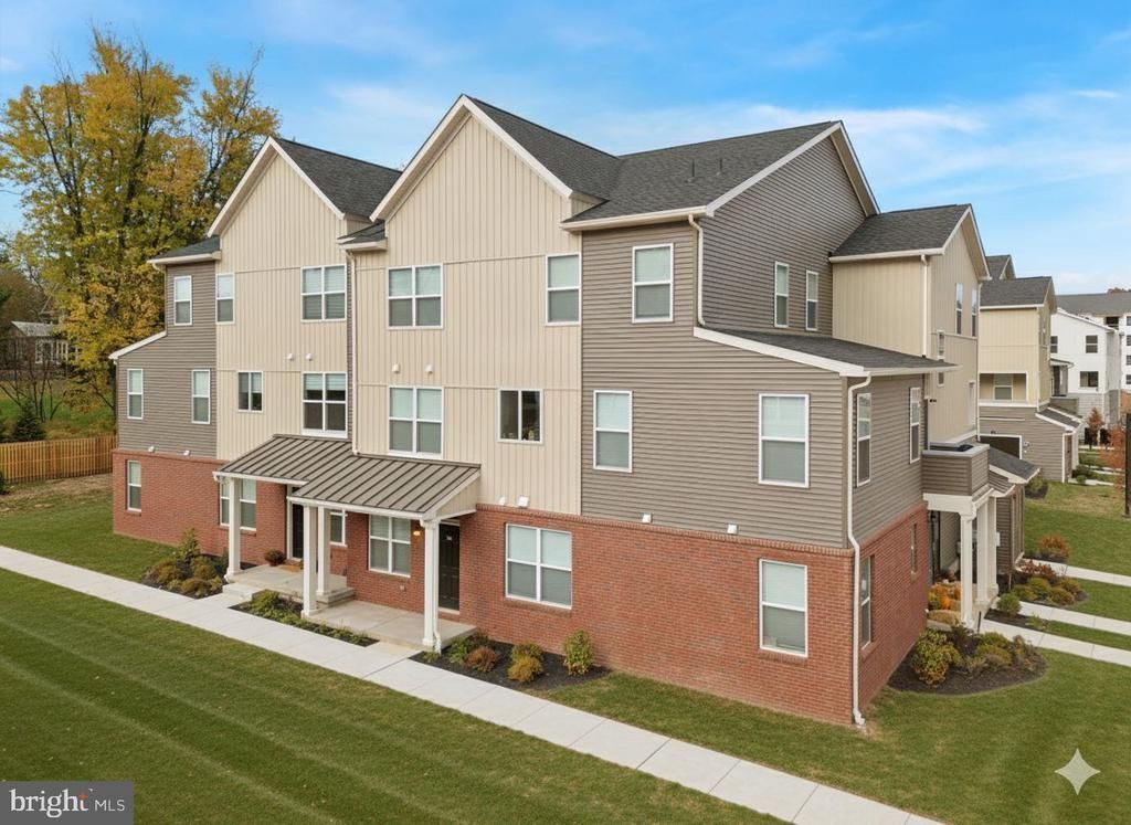 248 Chapel Court, Unit 88C, Norristown, PA 19401 Main Photo