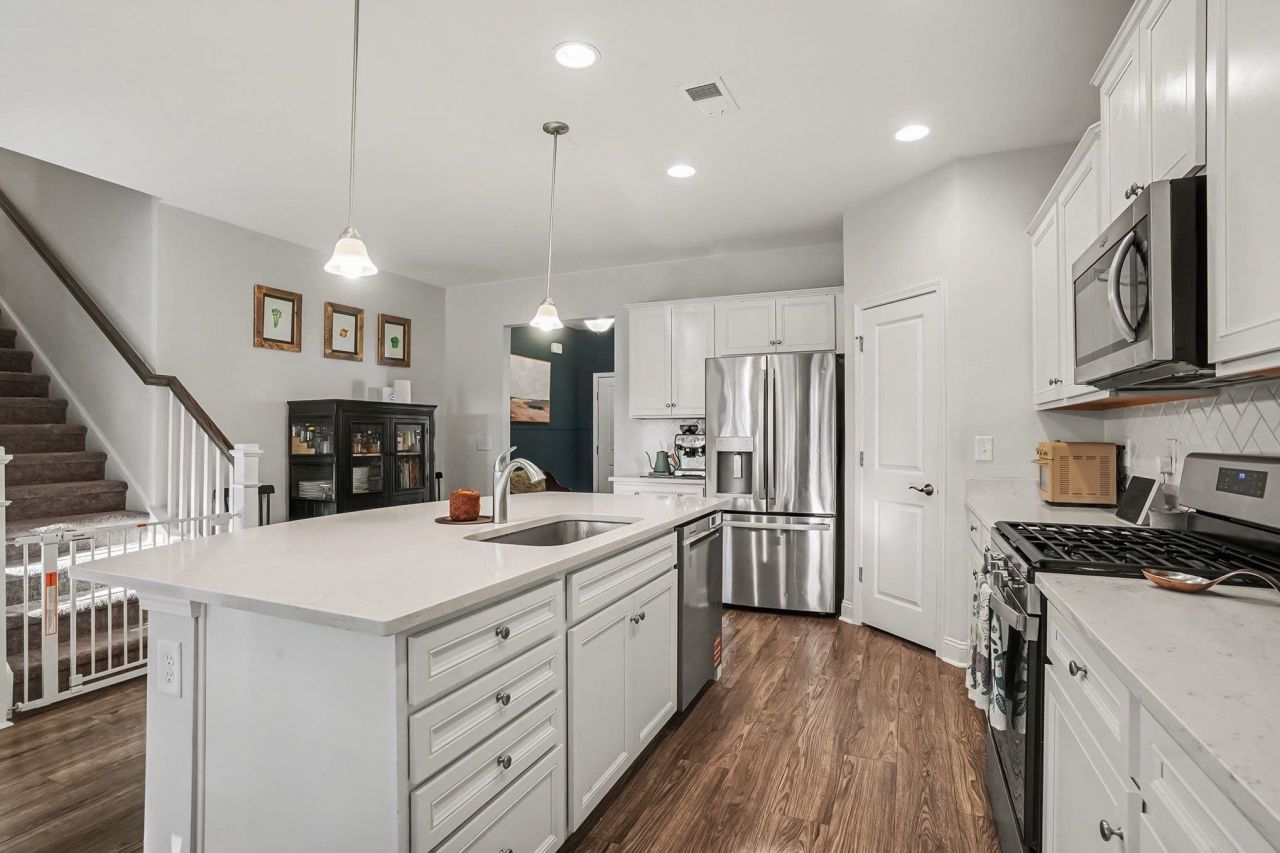 3173 Hannon Dr. Photo 13