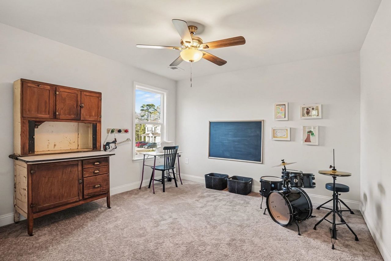 3173 Hannon Dr. Photo 24