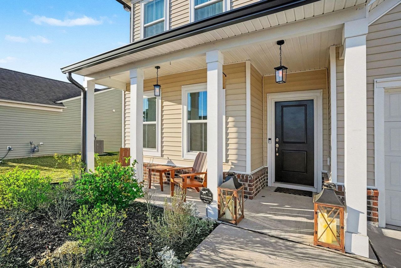 3173 Hannon Dr. Photo 5