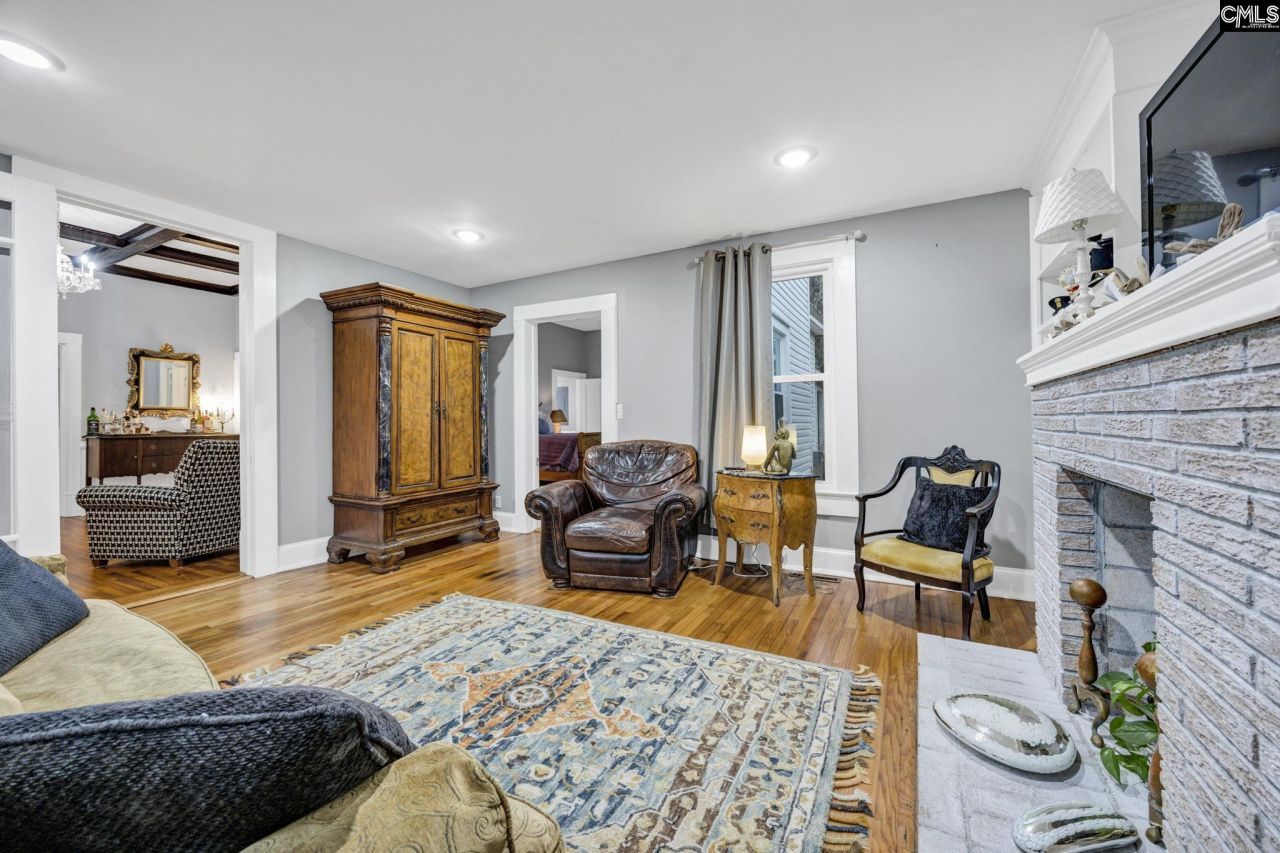 1912 Harper Street Photo 12