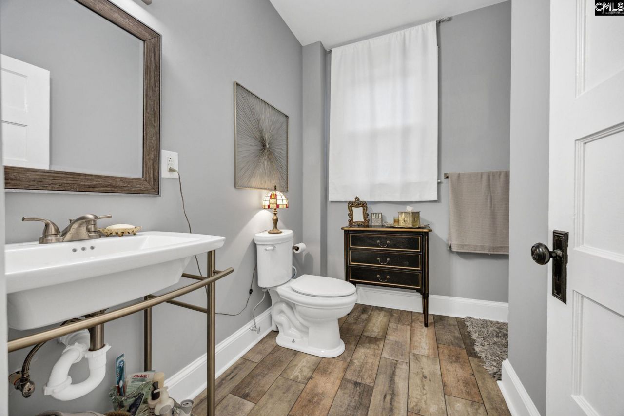 1912 Harper Street Photo 32