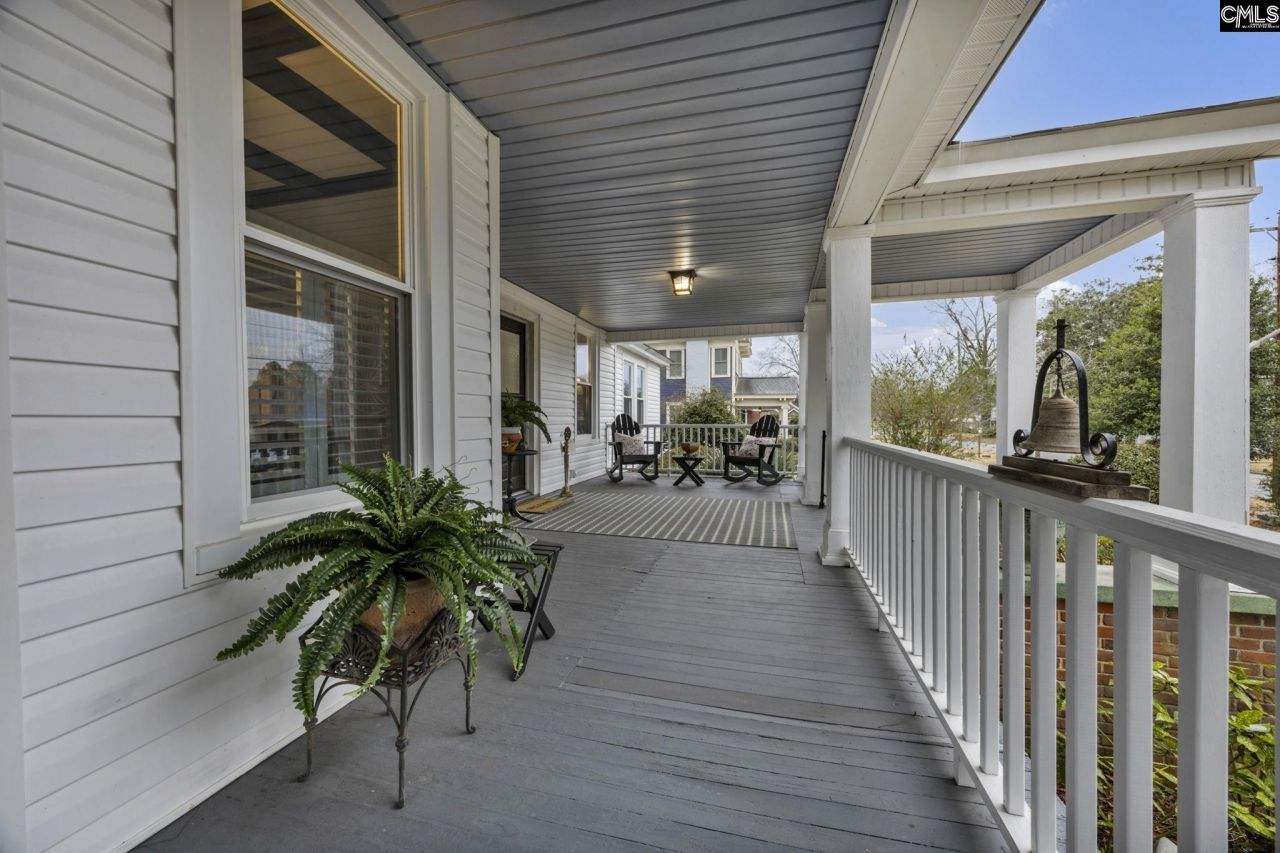 1912 Harper Street Photo 4