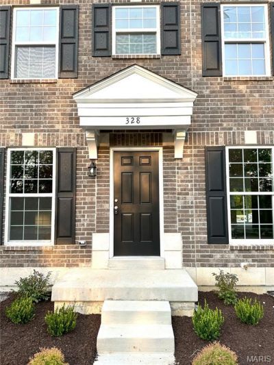 328 Fall Harvest Parkway, Wentzville, MO 63385 Main Photo