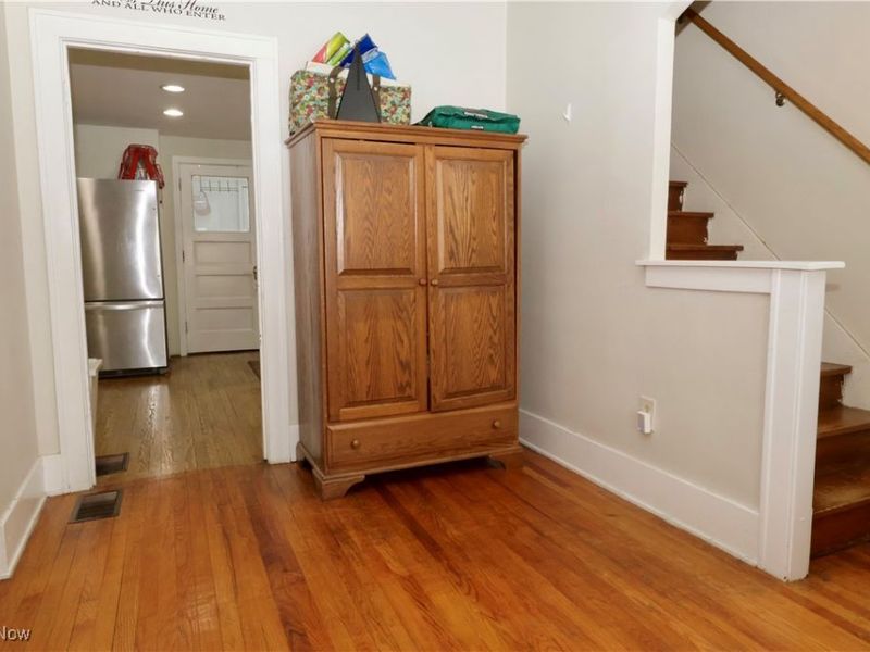 2066 E 30th Street, Lorain, OH 44055 Photo 13