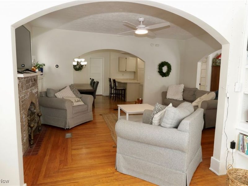 2066 E 30th Street, Lorain, OH 44055 Photo 16