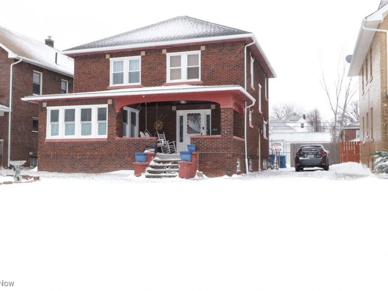 2066 E 30th Street, Lorain, OH 44055 Photo 2