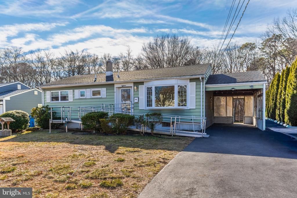 18 Andover Road, Old Bridge, NJ 08857 Main Photo