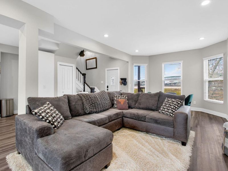 368 Hamilton Avenue, Columbus, OH 43203 Photo 6