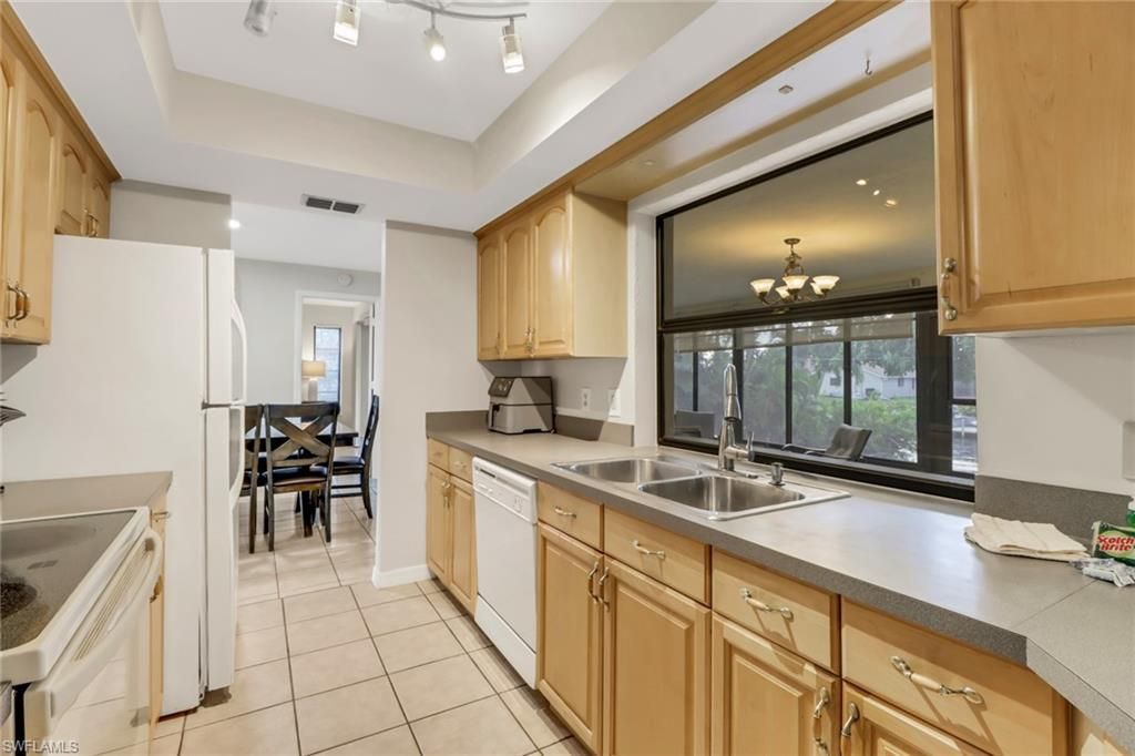 4800 SW 12th Pl, Cape Coral, FL 33914 Photo