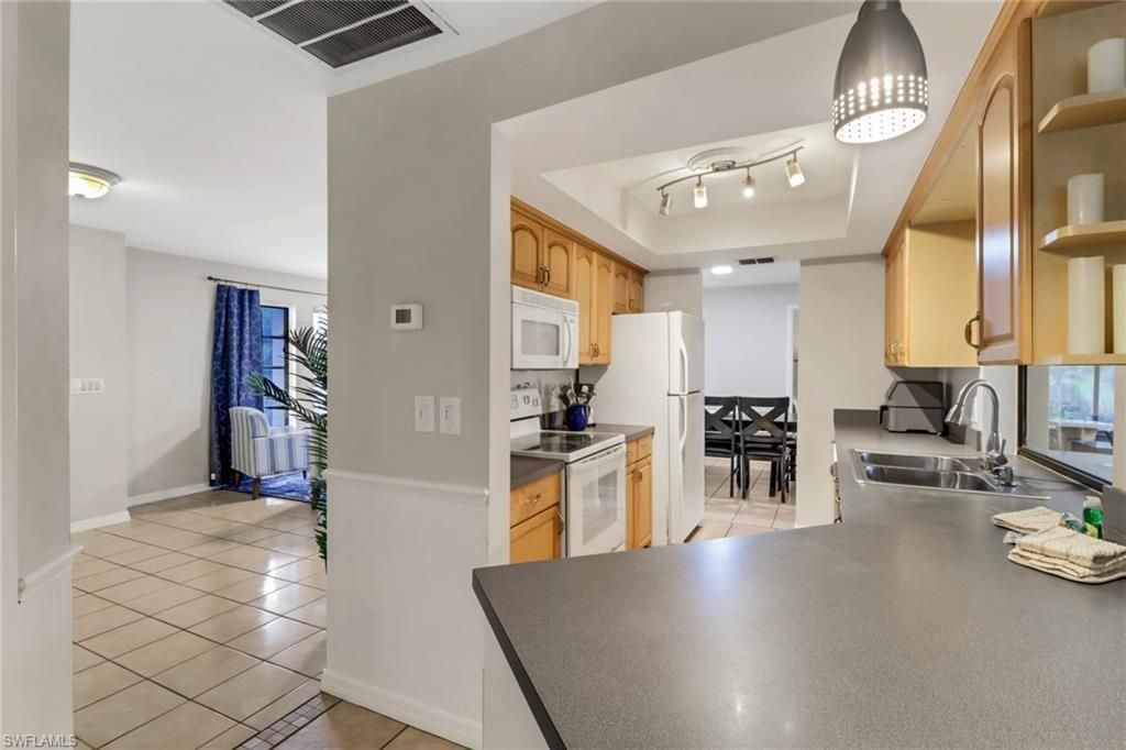 4800 SW 12th Pl, Cape Coral, FL 33914 Photo