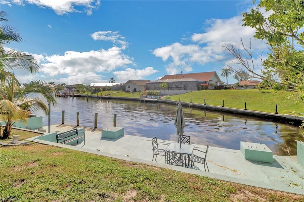 4800 SW 12th Pl, Cape Coral, FL 33914 Photo