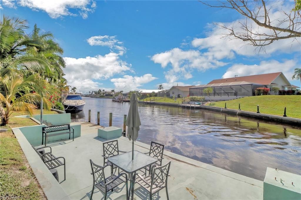 4800 SW 12th Pl, Cape Coral, FL 33914 Photo
