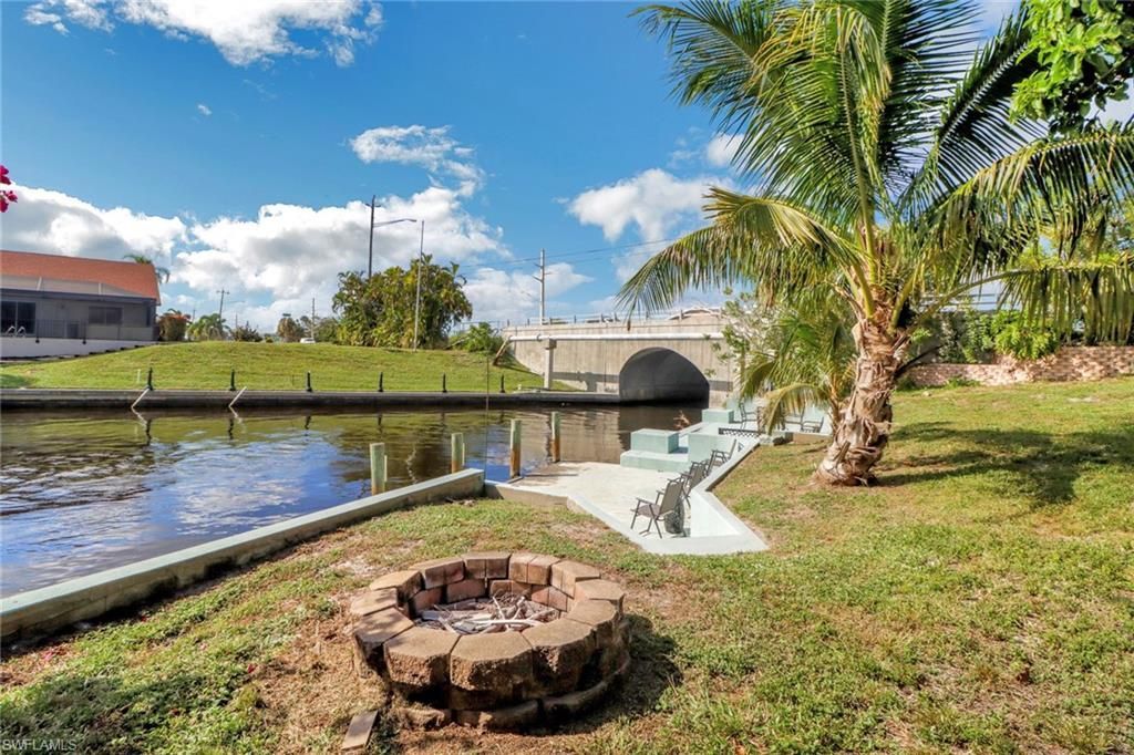 4800 SW 12th Pl, Cape Coral, FL 33914 Photo
