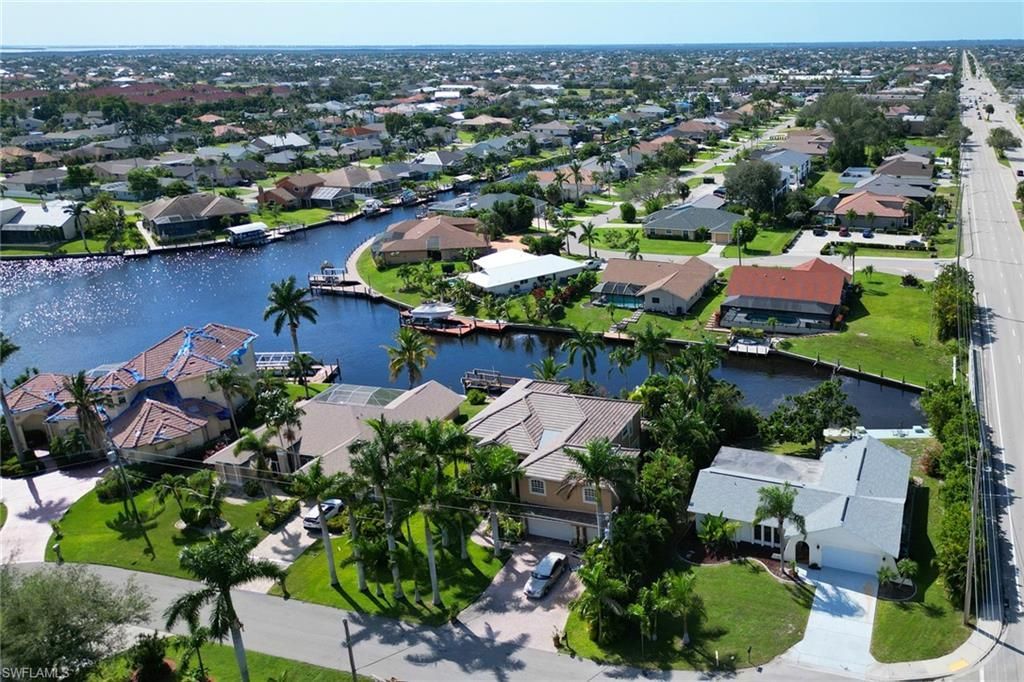 4800 SW 12th Pl, Cape Coral, FL 33914 Photo