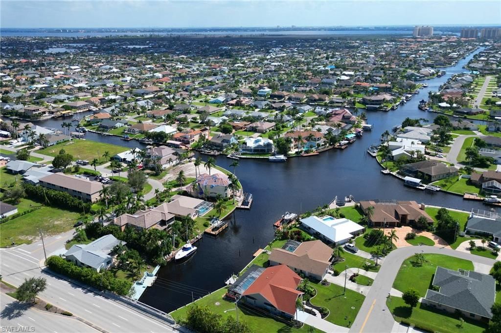 4800 SW 12th Pl, Cape Coral, FL 33914 Photo