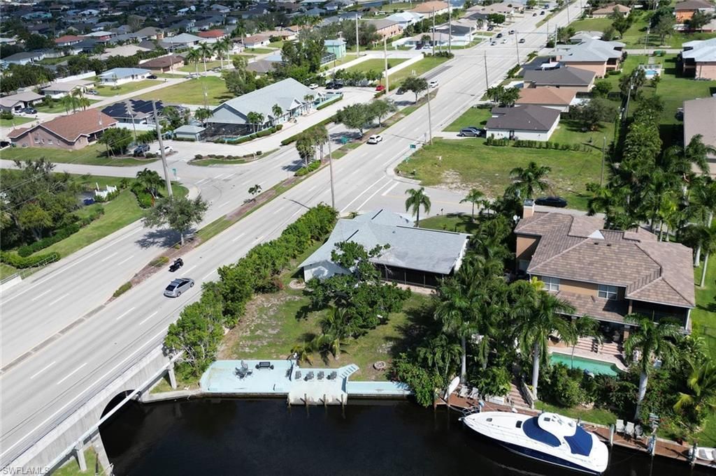4800 SW 12th Pl, Cape Coral, FL 33914 Photo