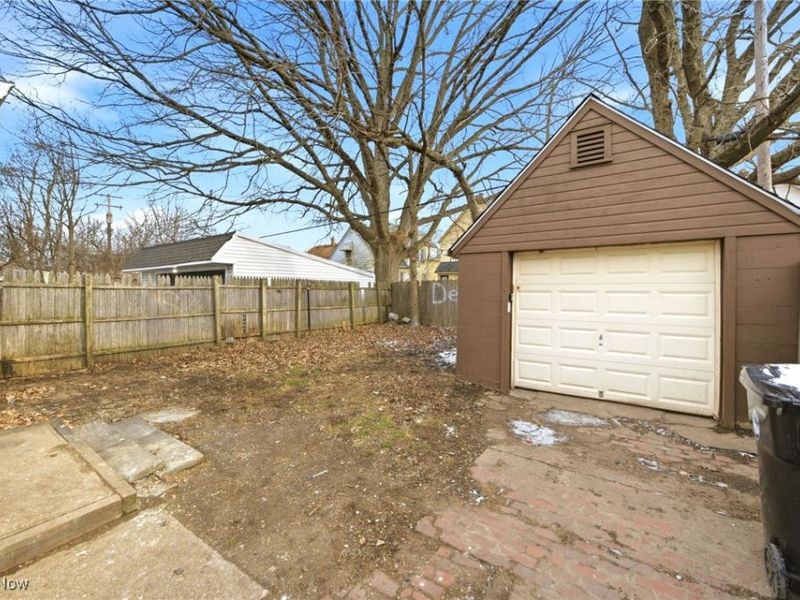 2197 W 104th Street, Cleveland, OH 44102 Photo 23