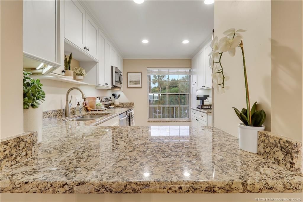 1866 SW Palm City Road, Unit 202, Stuart, FL 34994 Photo