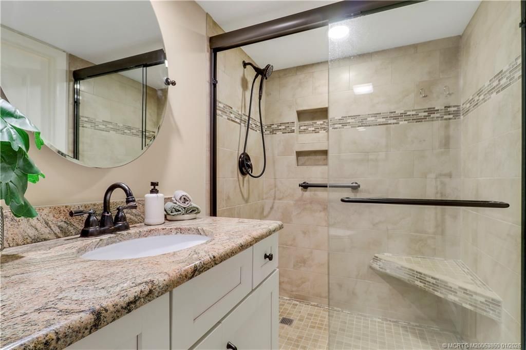 1866 SW Palm City Road, Unit 202, Stuart, FL 34994 Photo