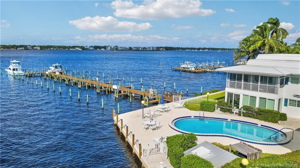 1866 SW Palm City Road, Unit 202, Stuart, FL 34994 Photo