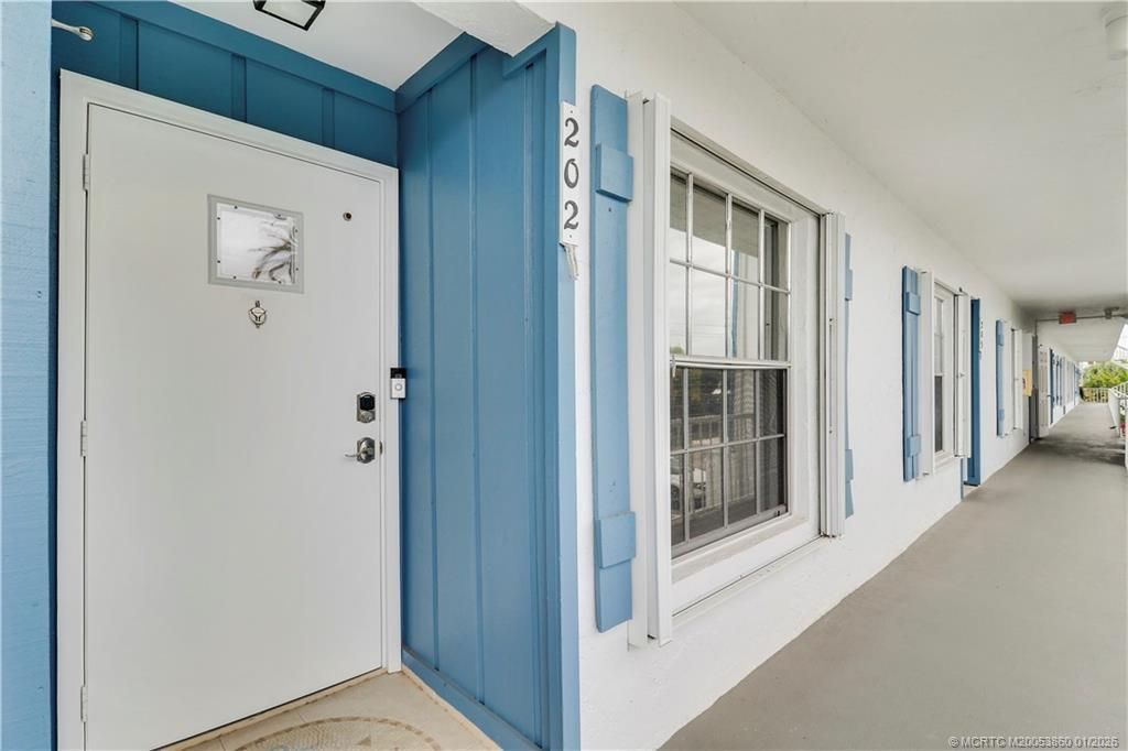 1866 SW Palm City Road, Unit 202, Stuart, FL 34994 Photo