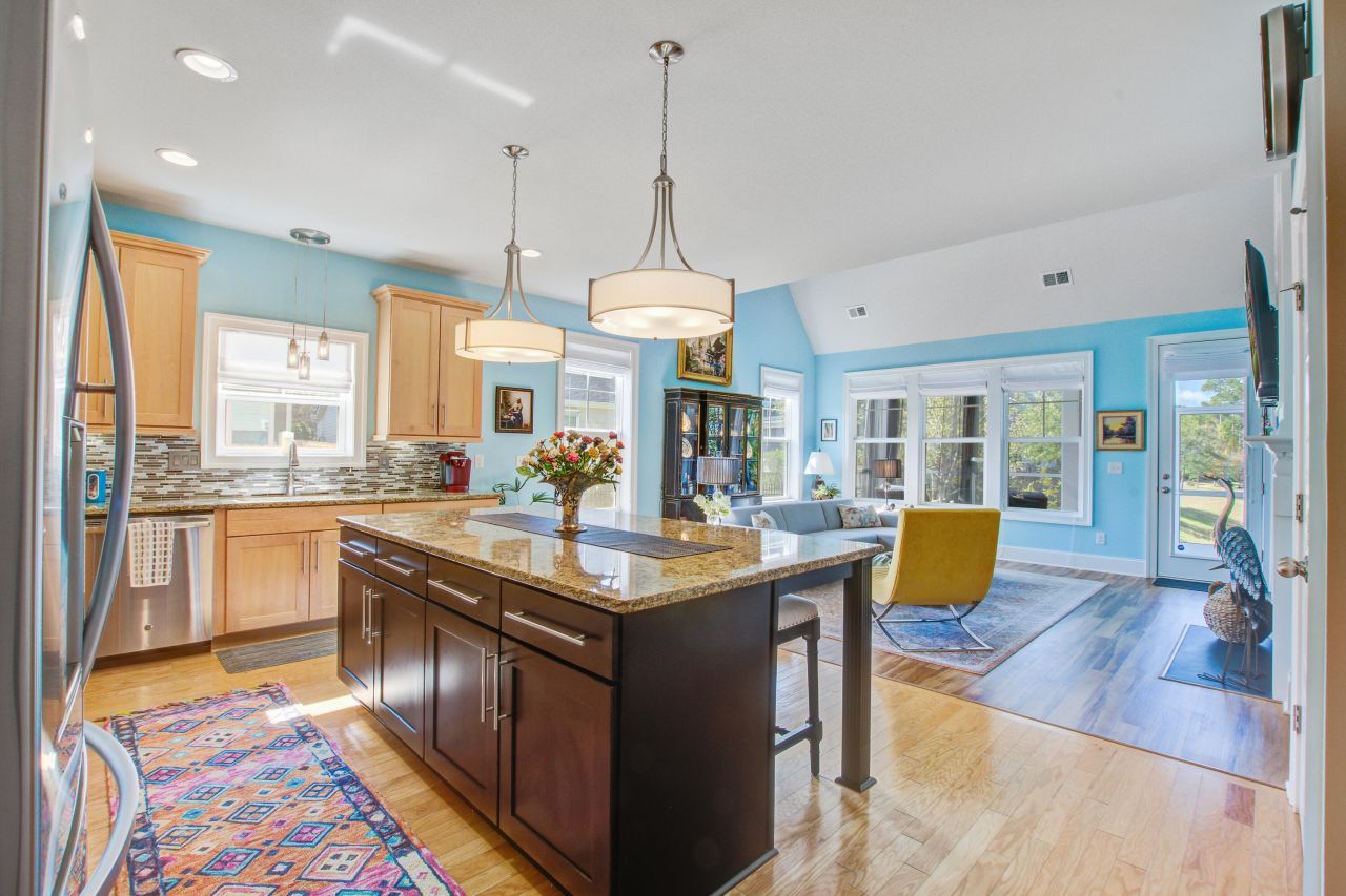 303 Kilarney Road Photo 12