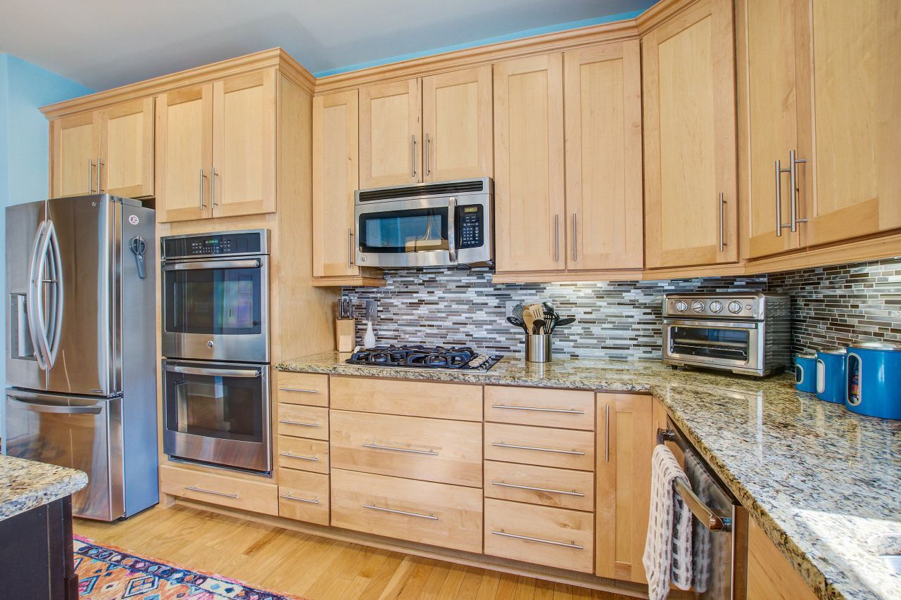 303 Kilarney Road Photo 14