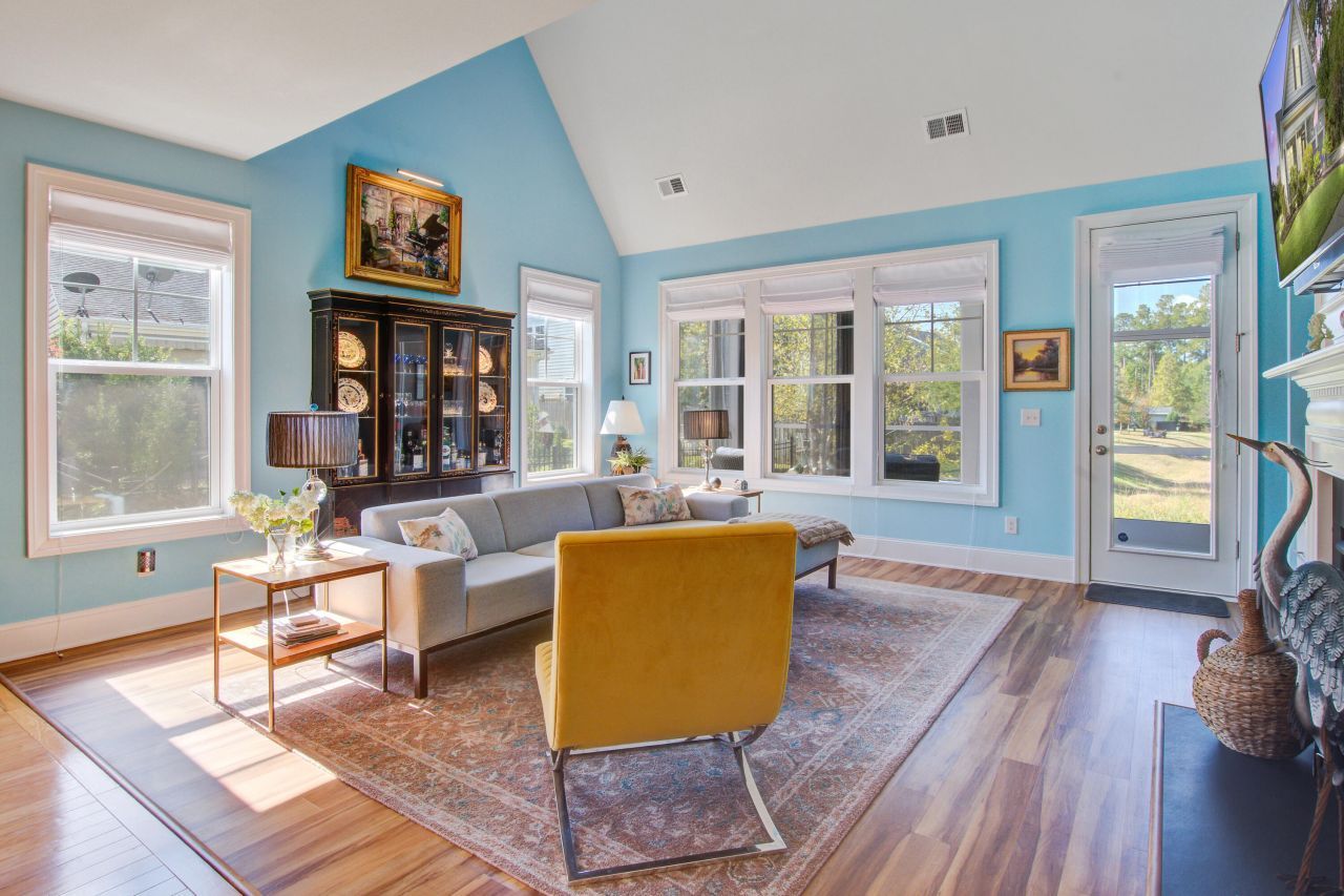 303 Kilarney Road Photo 15