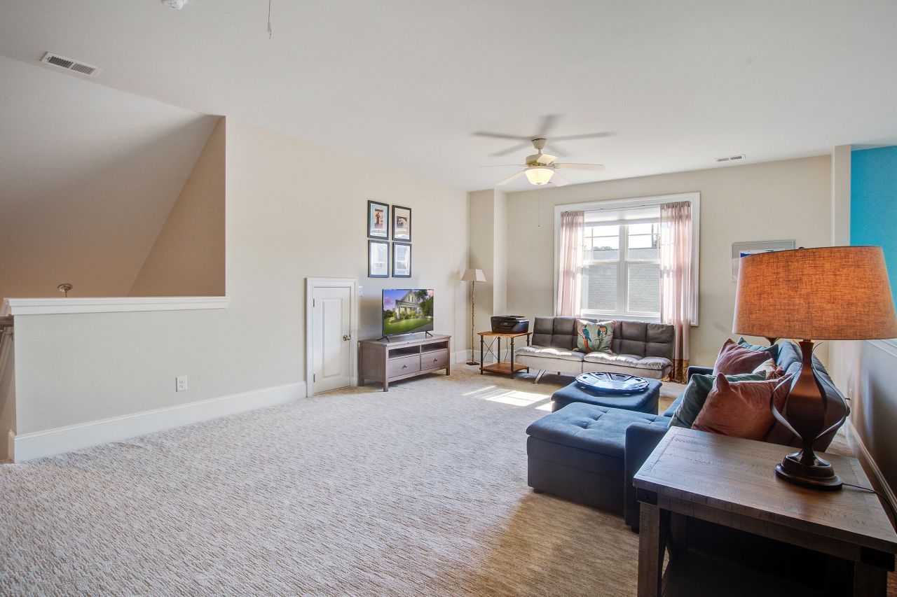 303 Kilarney Road Photo 28