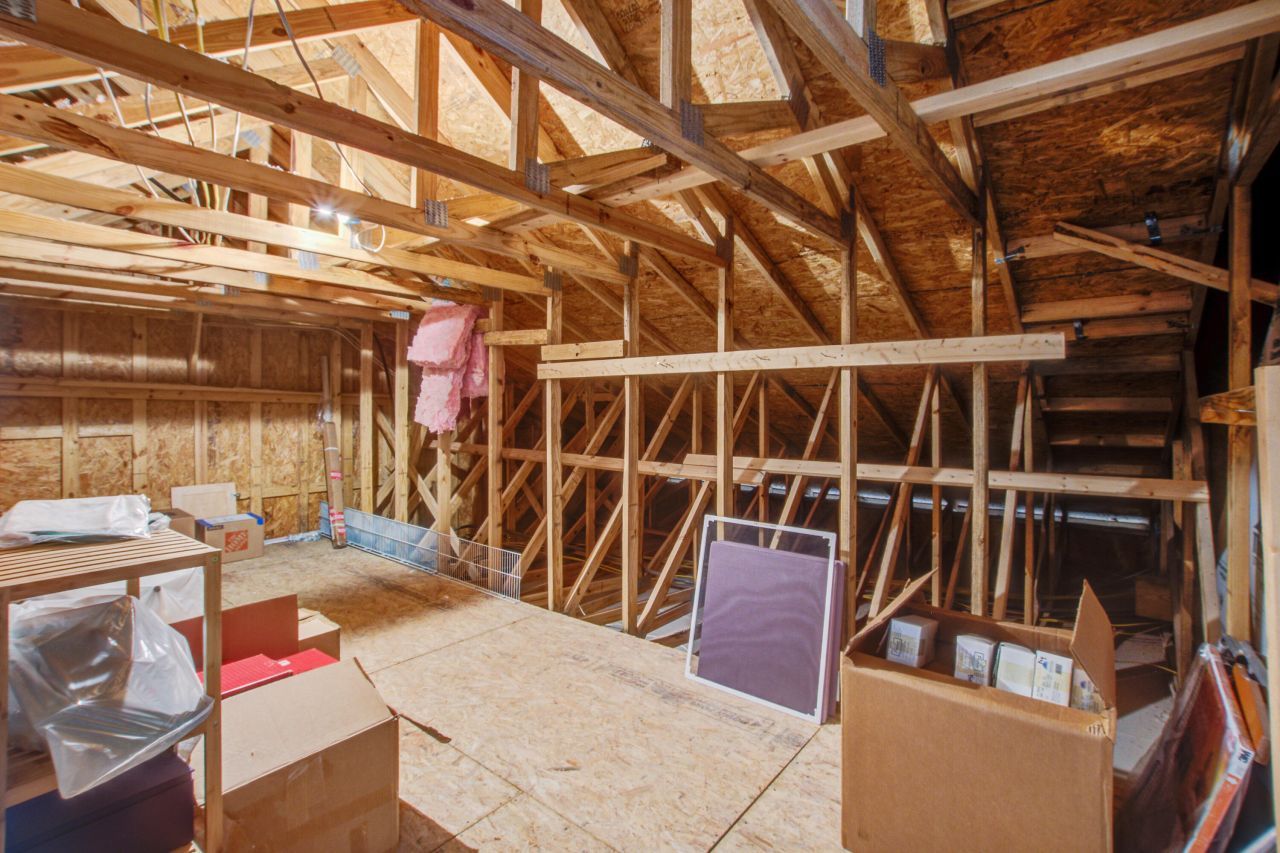 303 Kilarney Road Photo 34