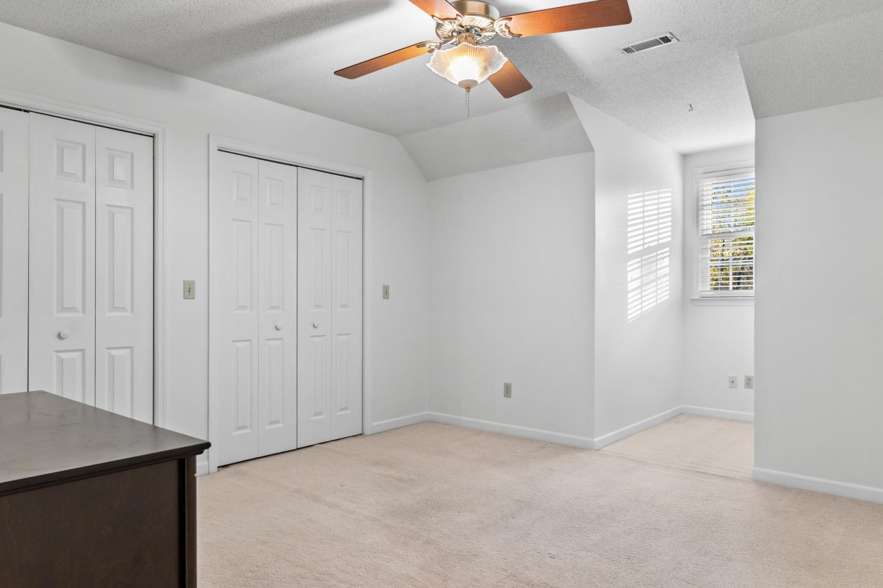 138 Governors Creek Drive Photo 20