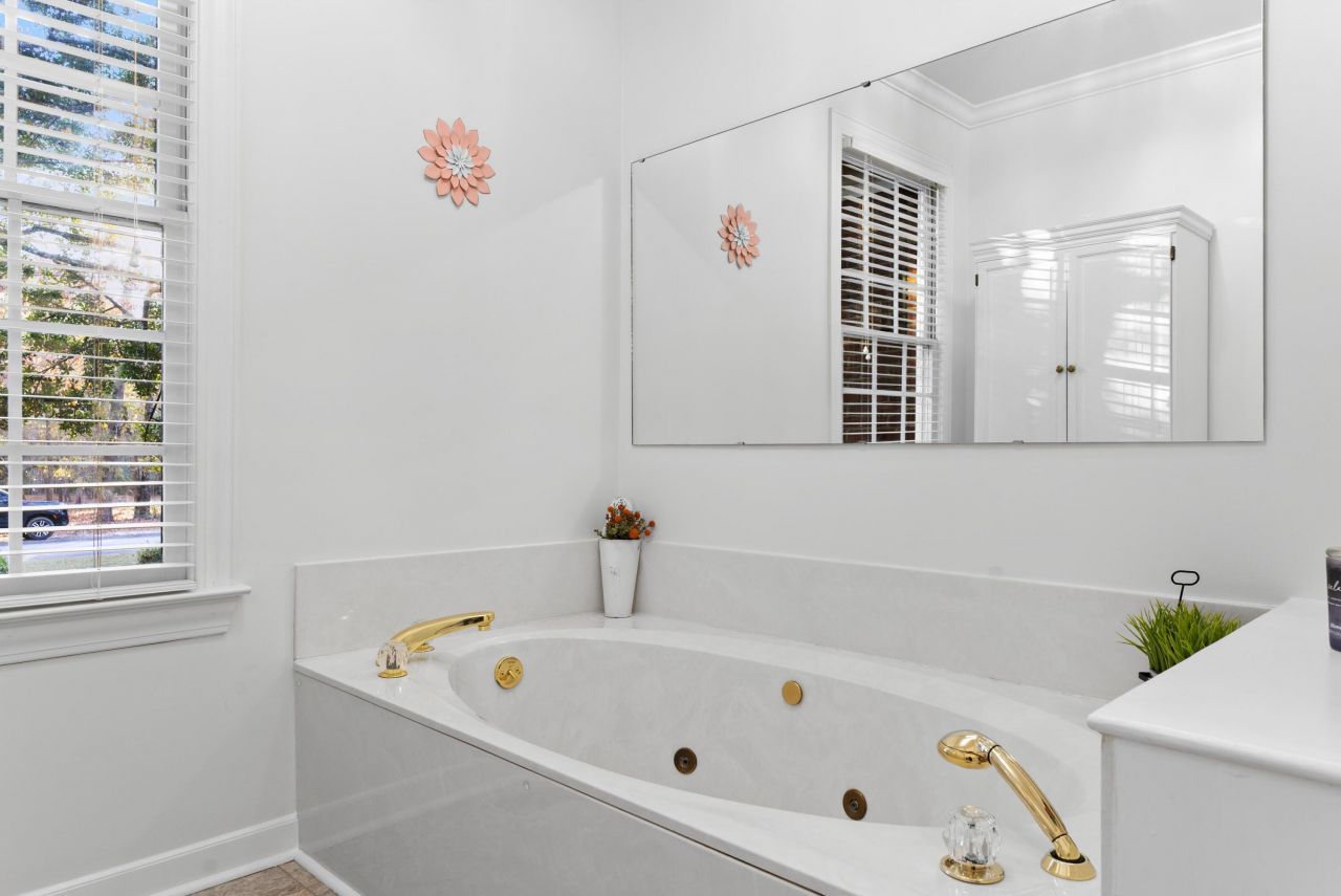 138 Governors Creek Drive Photo 22