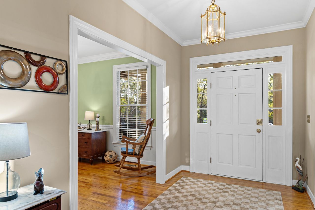 138 Governors Creek Drive Photo 5