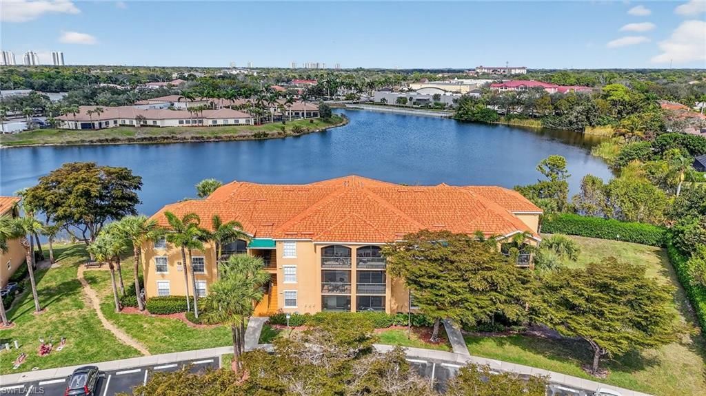 8754 River Homes Ln, Unit 8206, Bonita Springs, FL 34135 Photo