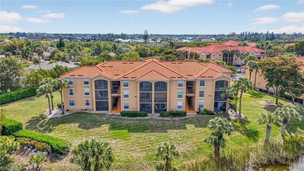 8754 River Homes Ln, Unit 8206, Bonita Springs, FL 34135 Photo