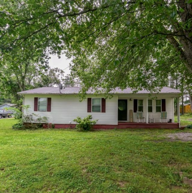 1689 Pleasant Ridge Rd, Huntland, TN 37345 Main Photo
