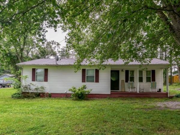 1689 Pleasant Ridge Rd, Huntland, TN 37345