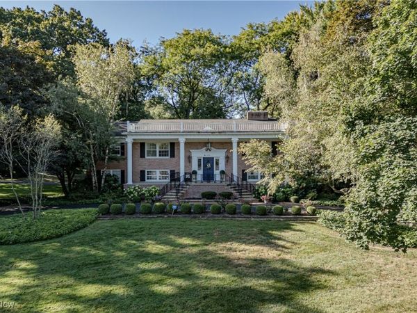 305 Hampshire Road, Akron, OH 44313