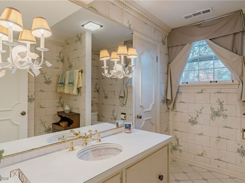 305 Hampshire Road, Akron, OH 44313 Photo 38