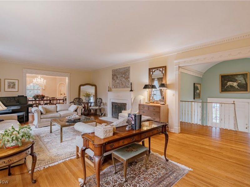 305 Hampshire Road, Akron, OH 44313 Photo 7