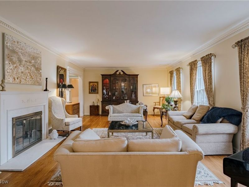 305 Hampshire Road, Akron, OH 44313 Photo 9