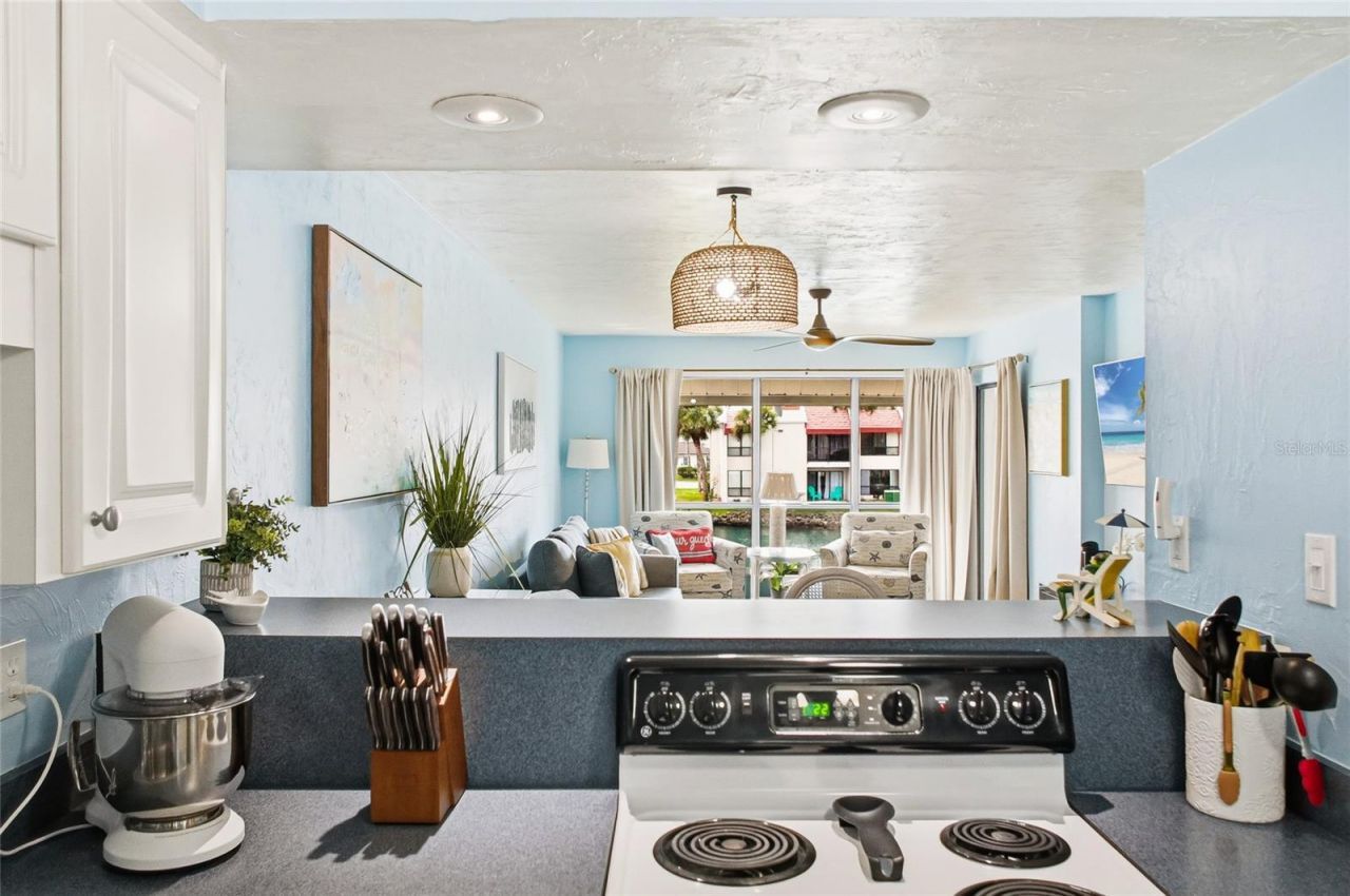 1801 Gulf Drive N, Unit 215, Bradenton Beach, FL 34217 Photo