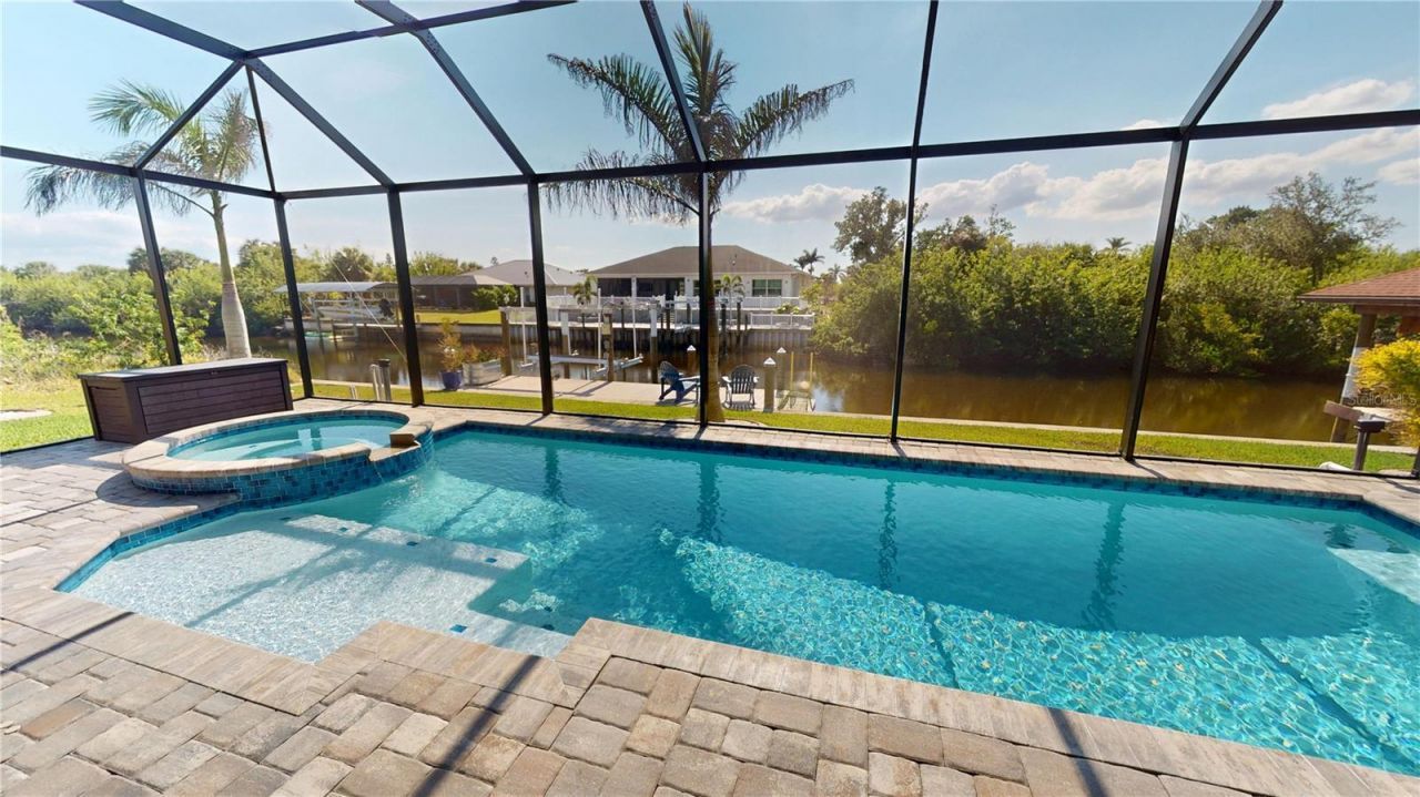 17350 Bayharbor Circle, Port Charlotte, FL 33948 Photo