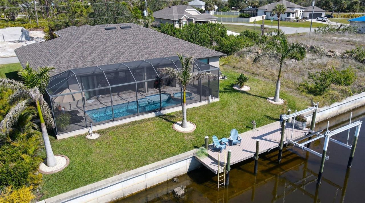 17350 Bayharbor Circle, Port Charlotte, FL 33948 Photo