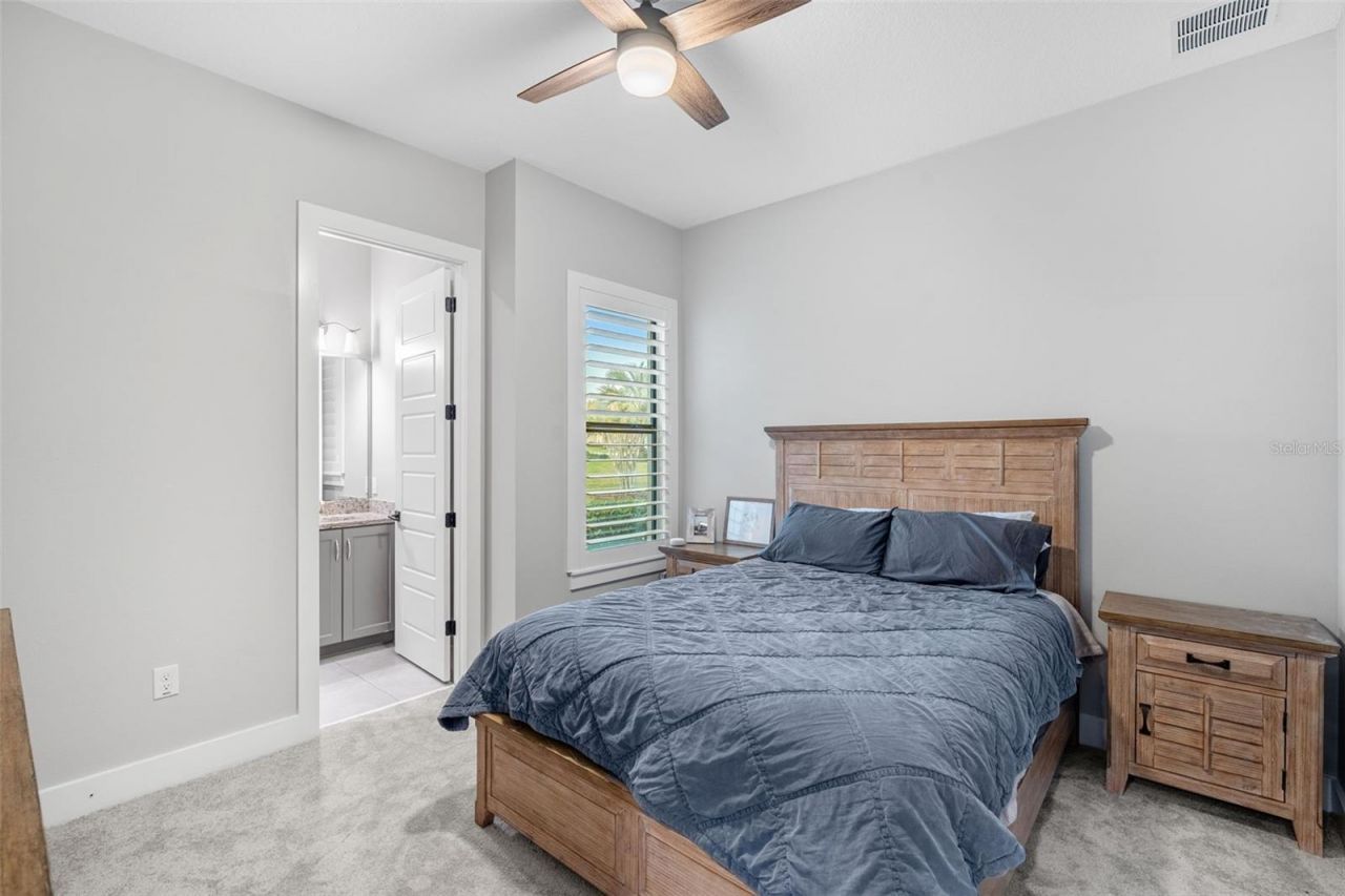 25870 Crossings Bluff Lane, Sorrento, FL 32776 Photo