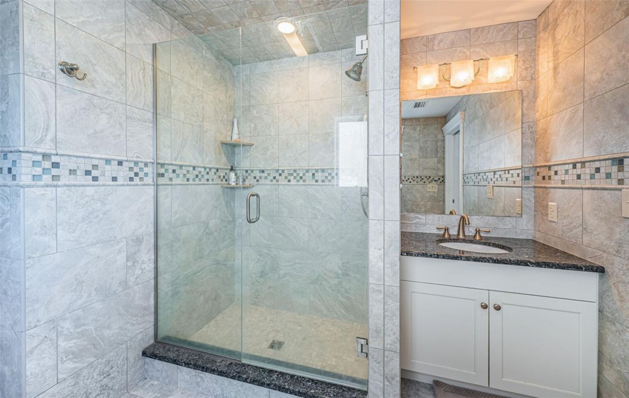 934 Eldorado Avenue, Clearwater Beach, FL 33767 Photo